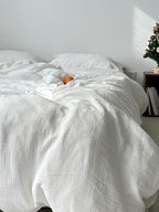 Airy Cloud White Bedding Set