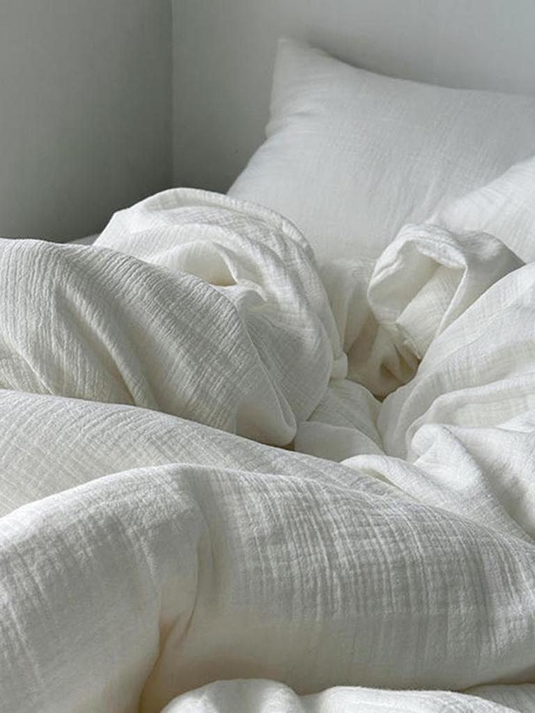 Airy Cloud White Bedding Set
