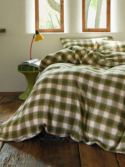 Annie Plaid Bedding Set