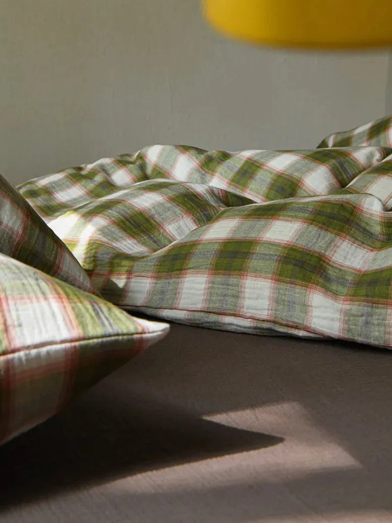 Annie Plaid Bedding Set