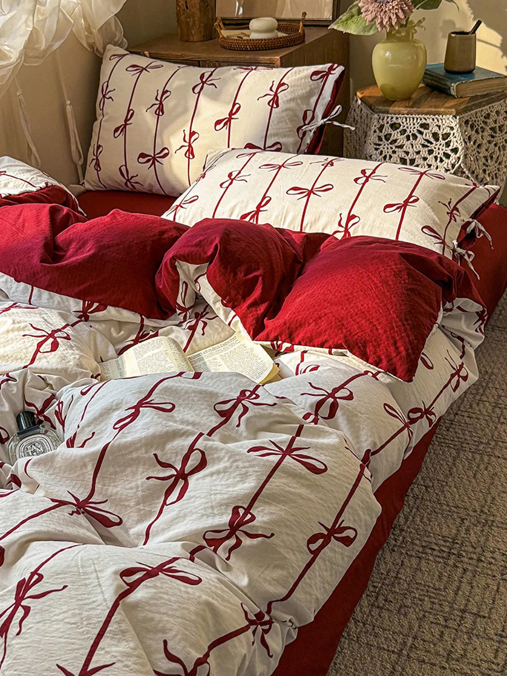 Bow Stripe Bedding Set