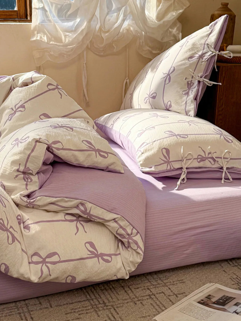 Bow Stripe Bedding Set
