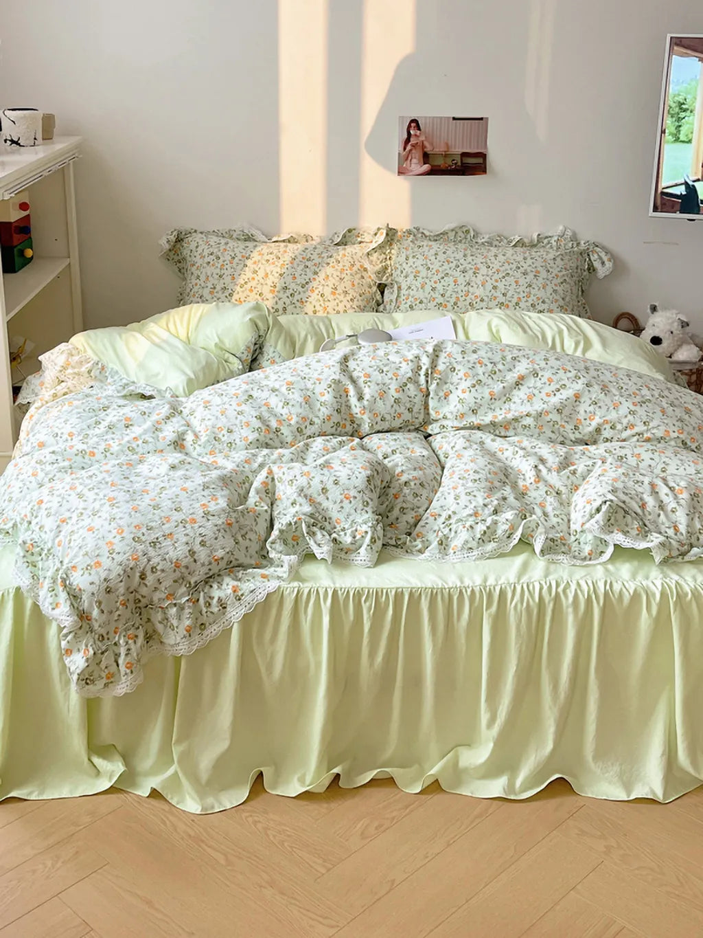 Calico Floral Bedding Set