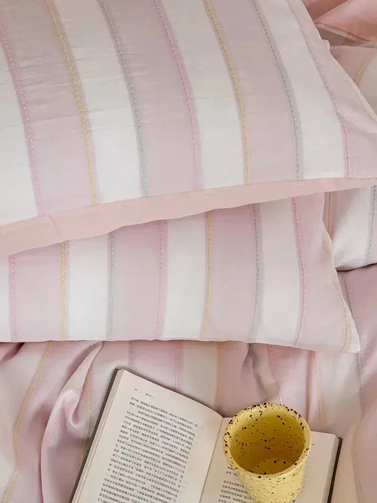 Candy Striped Bedding Set in bright pink