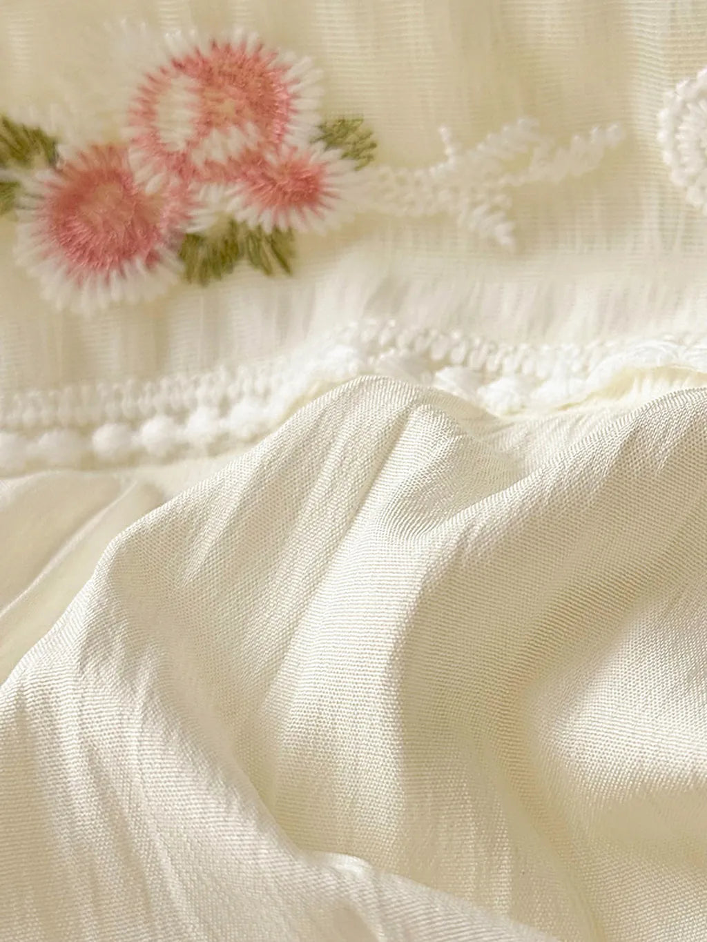 Celeste Ruffle Seersucker Bedding Set