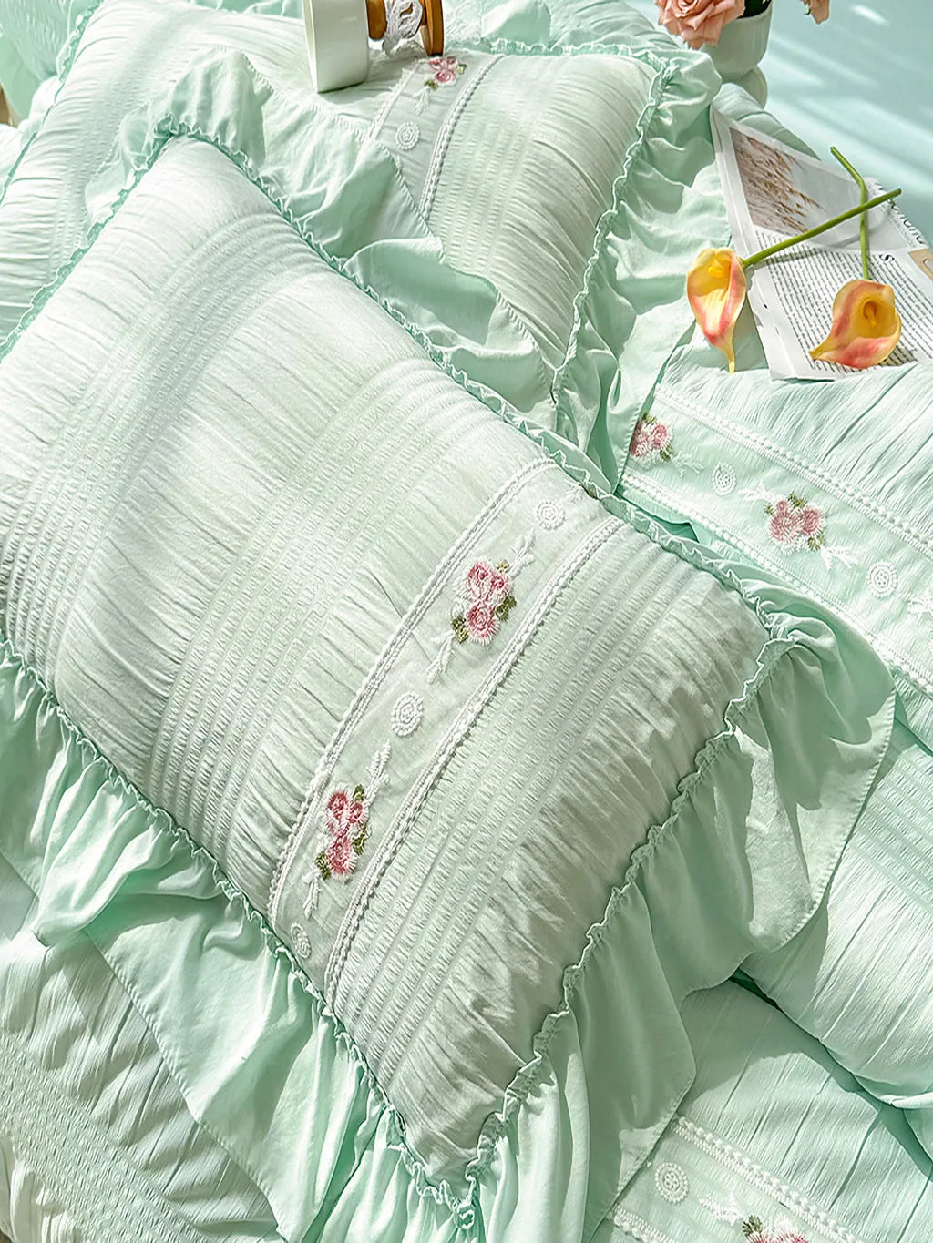 Celeste Ruffle Seersucker Bedding Set