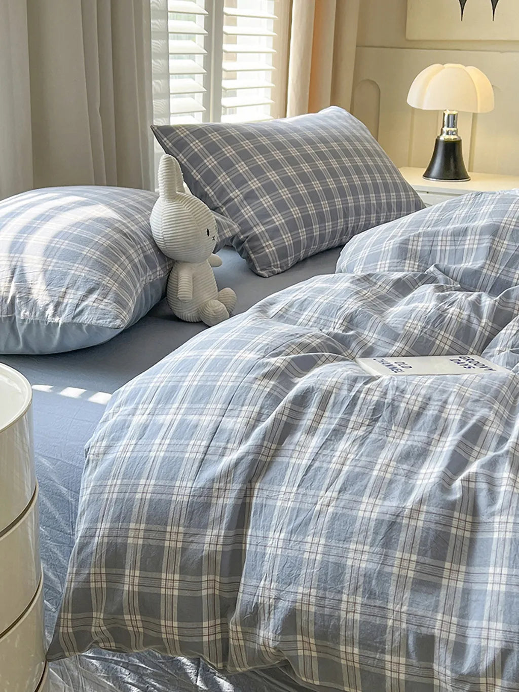 Classic Plaid Bedding Set