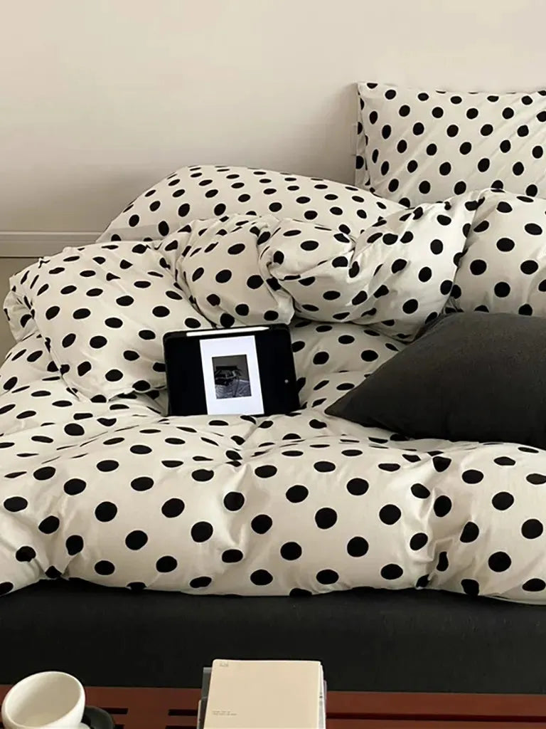Classic Polka Dot Jersey Bedding Set
