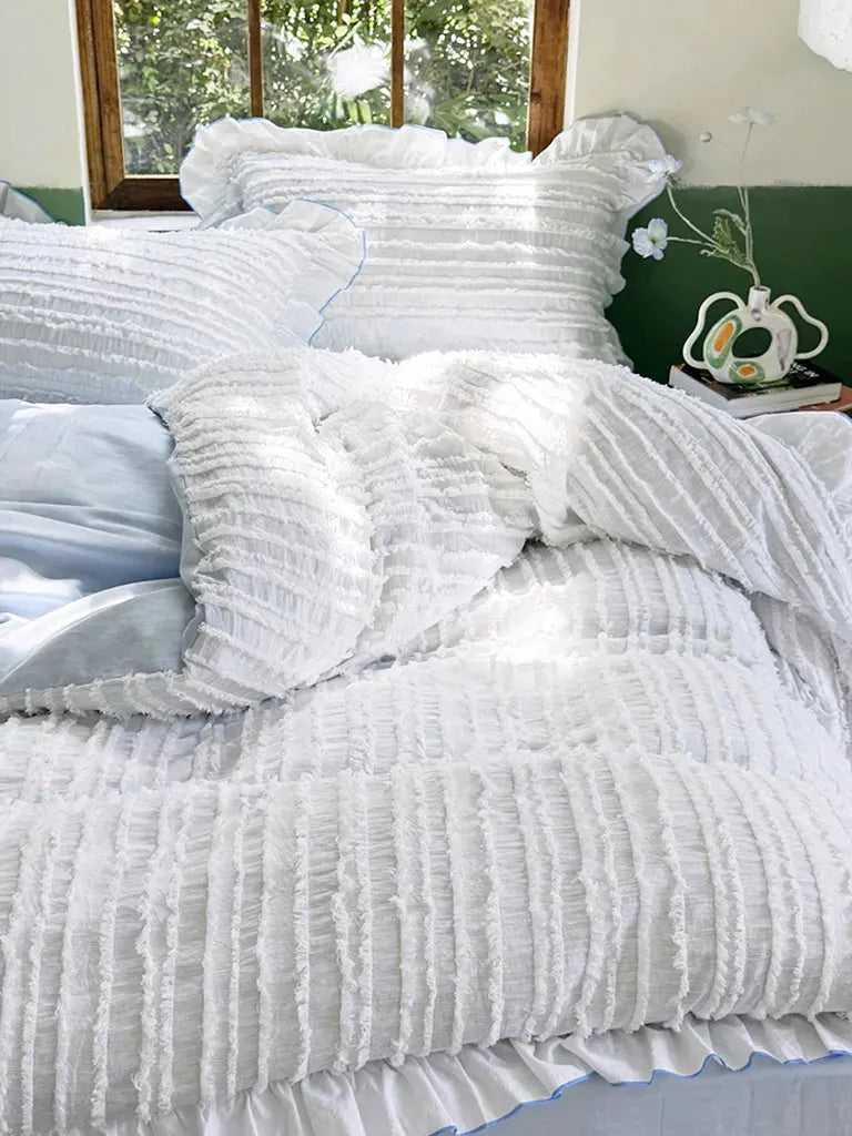 Cotton Clip Striped Bedding Set