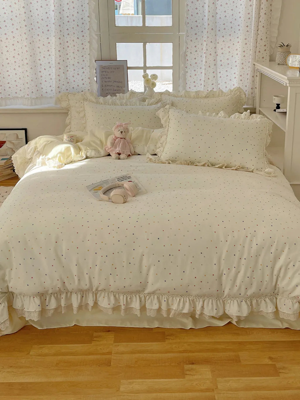 Confetti Dot Bedding Set