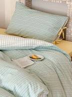 Contrast Stripe Bedding Set