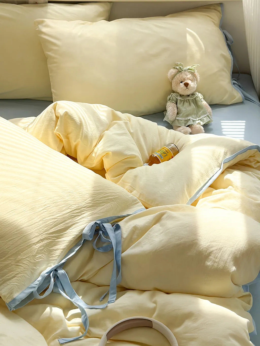 Contrast Trim Solid Duvet Cover