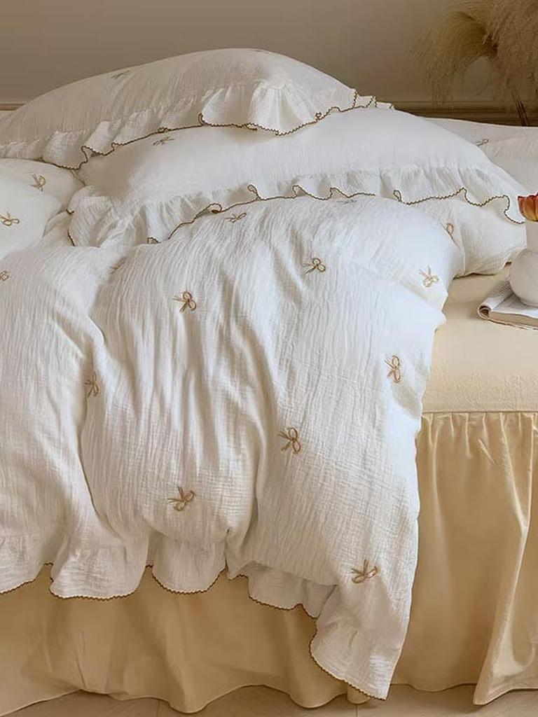 Coquette Bow Embroidery Bedding Set
