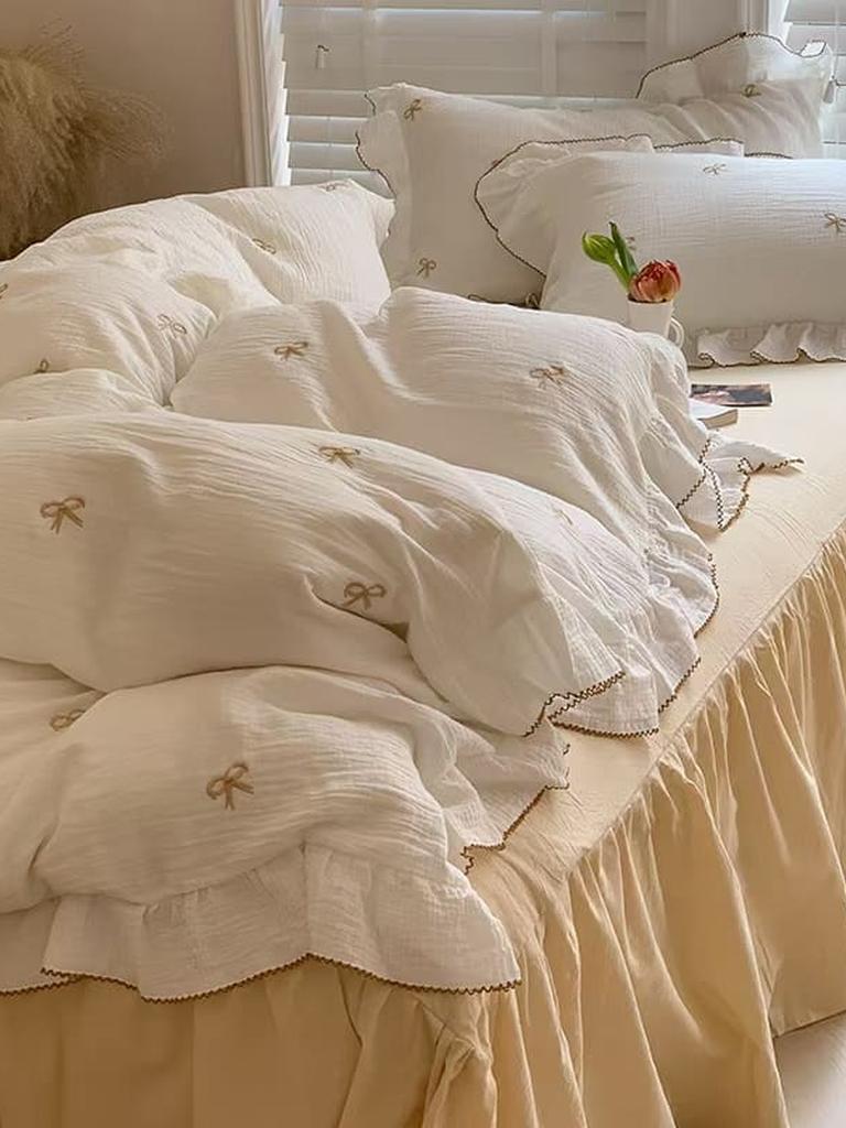 Coquette Bow Embroidery Bedding Set