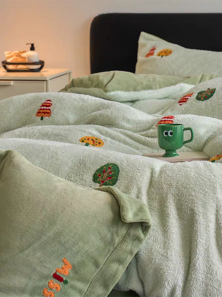 Cute Forest Tufted Duvet Cover