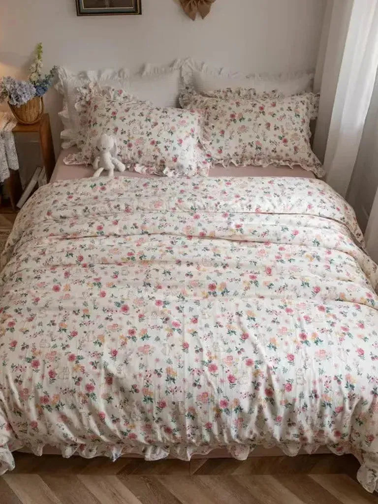 Cute Strawberry Bedding Set