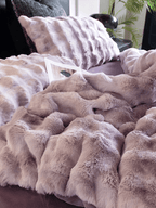 Faux Fur Tie-dye Bedding Set