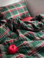 Festive Green and Red Plaid Bedding Set
