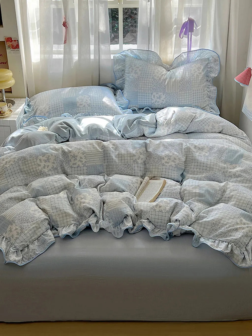 Floral Patchwork Style Bedding Set