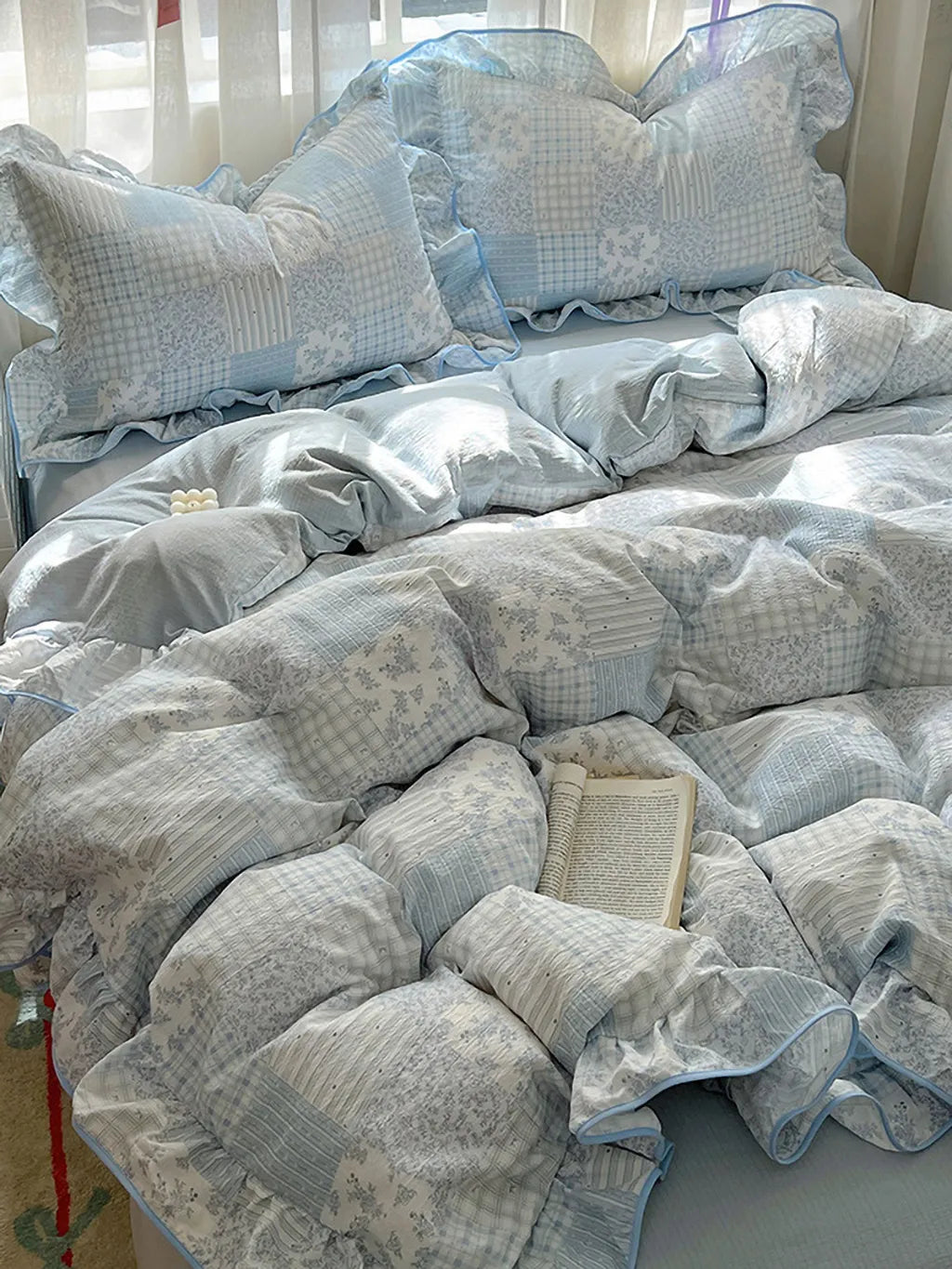 Floral Patchwork Style Bedding Set