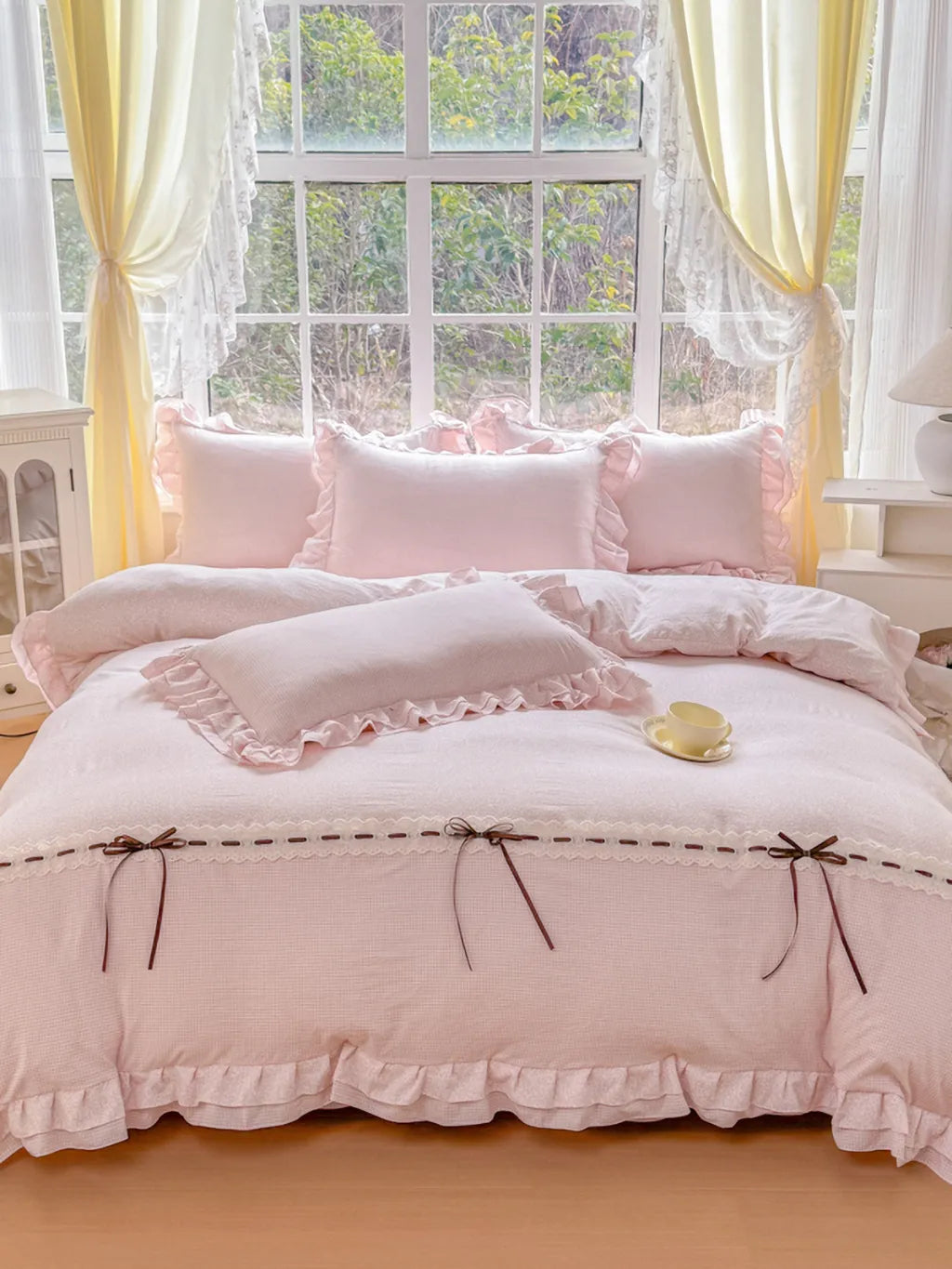 Gingham Lace-Up Bow Ruffle Bedding Set
