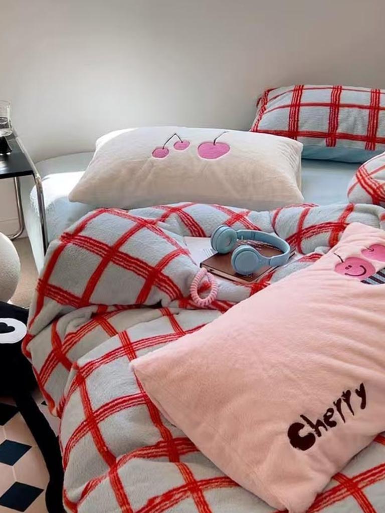Girly Cherry & Plaid Plush Duvet Cover