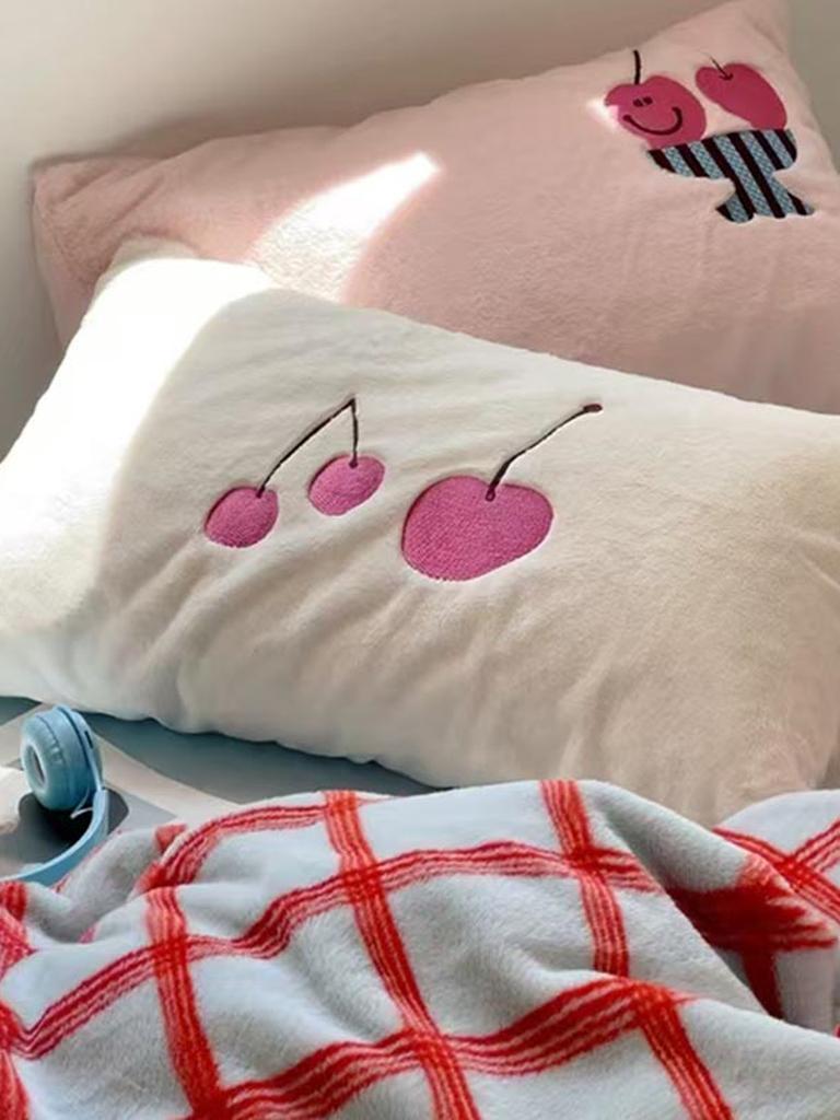 Girly Cherry & Plaid Plush Duvet Cover