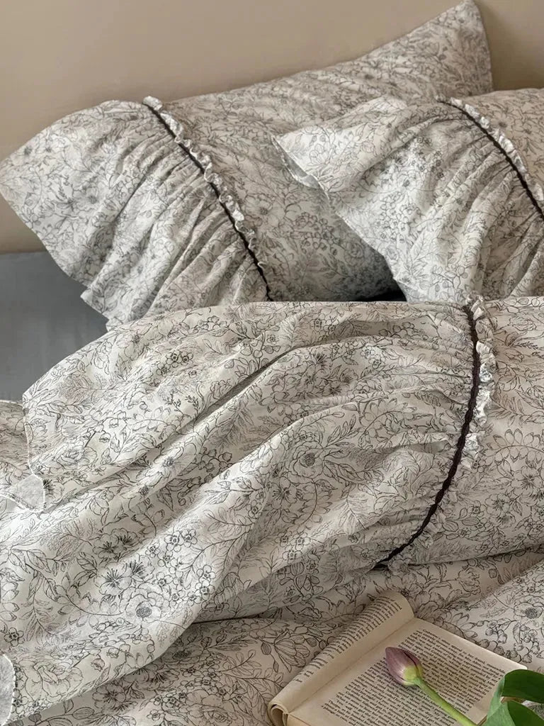 Meadow Floral Bedding Set