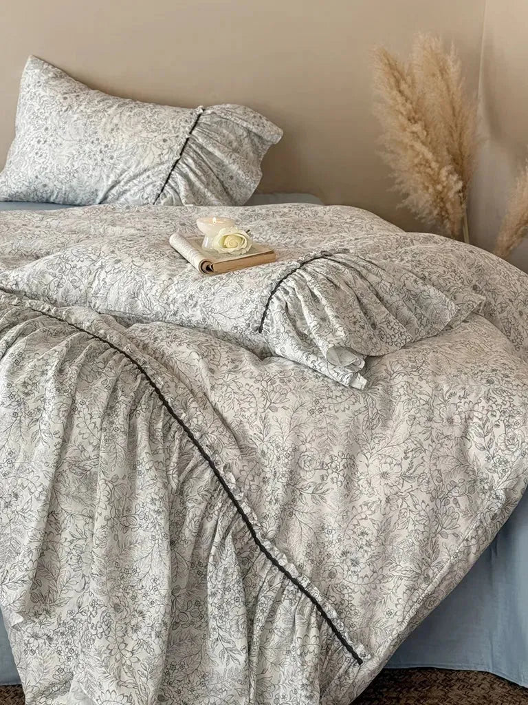 Meadow Floral Bedding Set