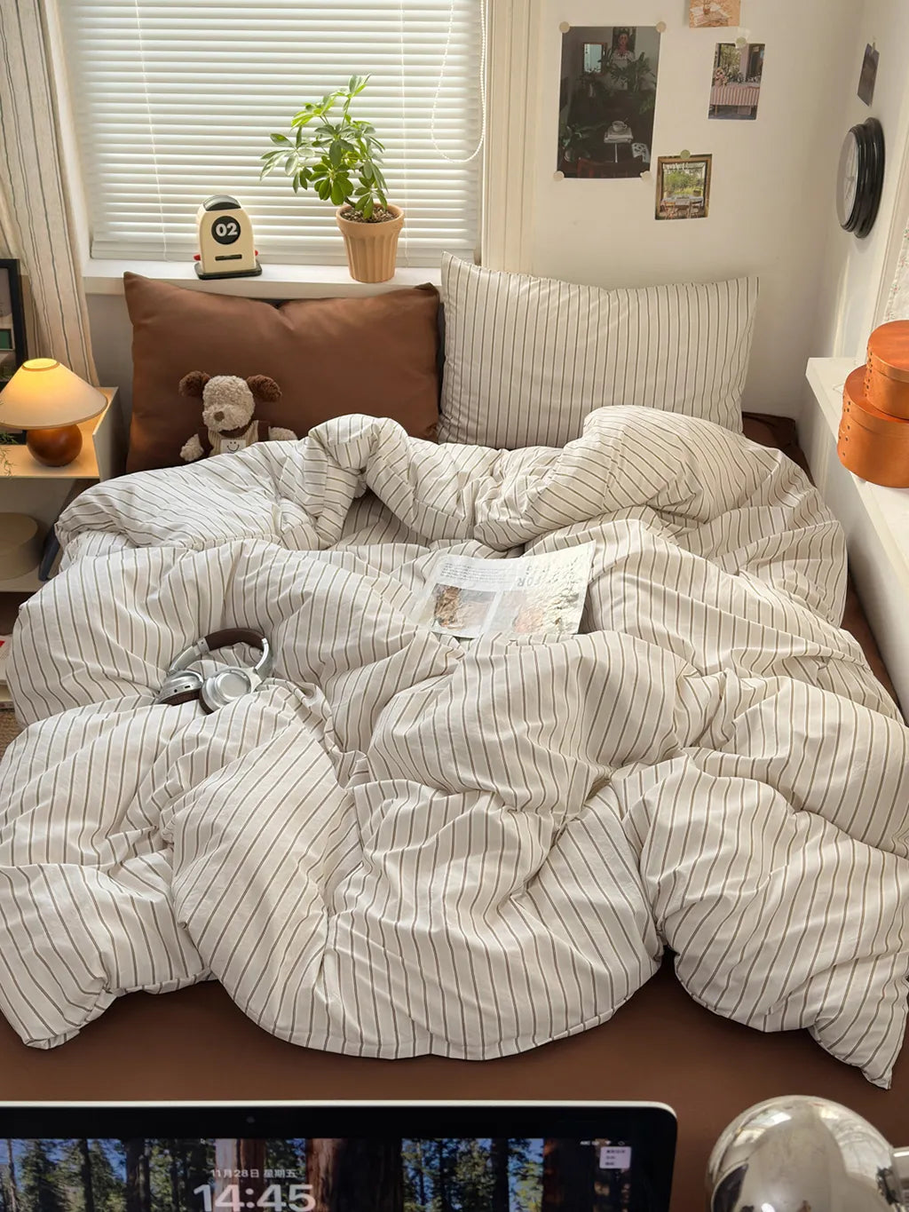 Modern Pinstripe Bedding Set