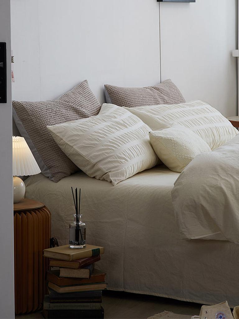 Organic Cream Seersucker Duvet Cover
