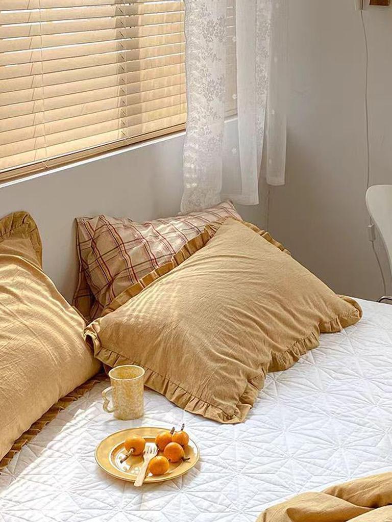 Pastel Pillowcase with Ruffle (6 colors)