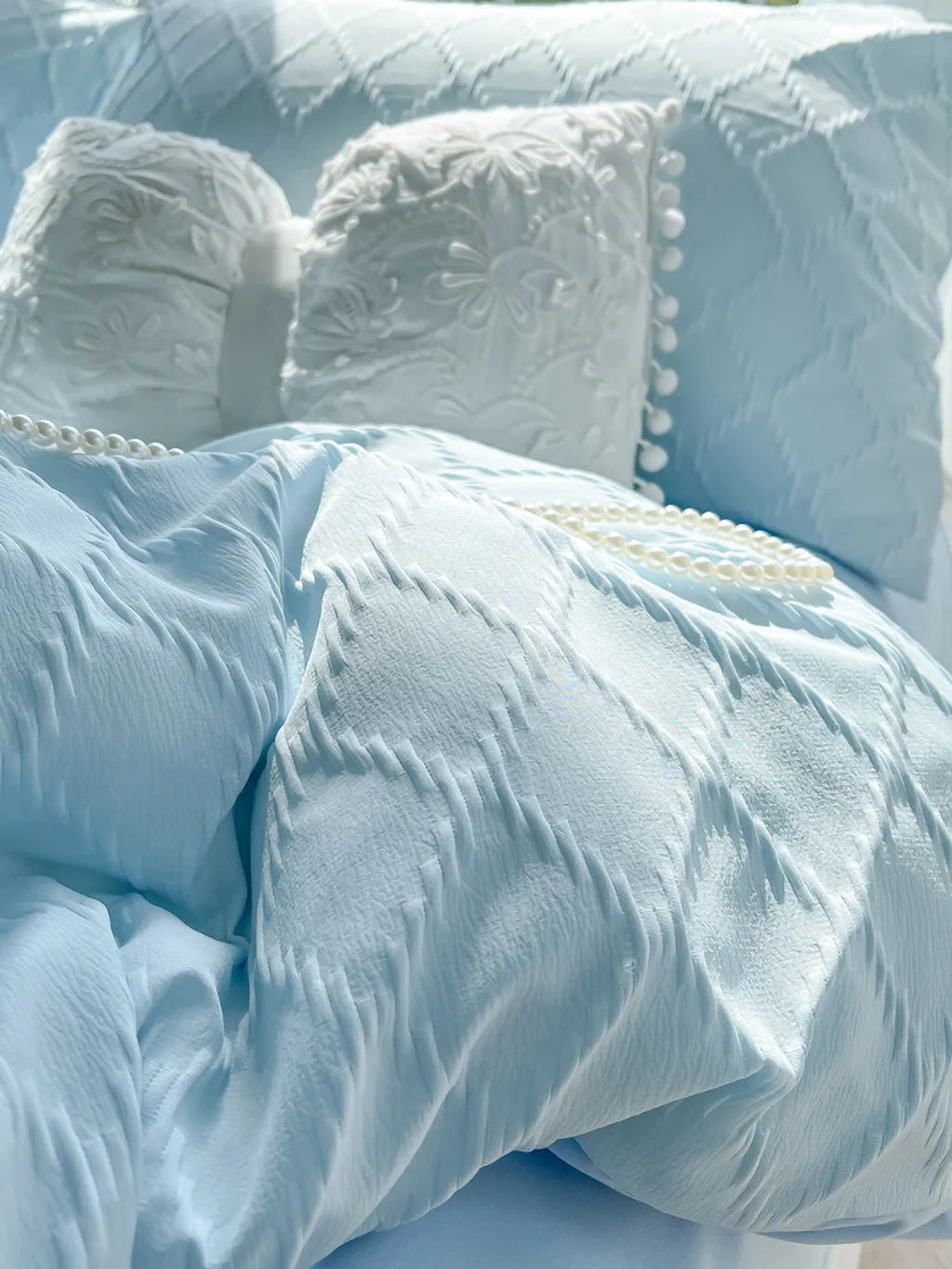 Playful Jacquard Bedding Set