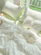 Playful Jacquard Bedding Set