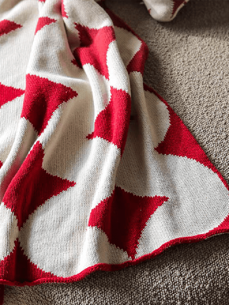 Poker Diamond Knitted Throw Blanket