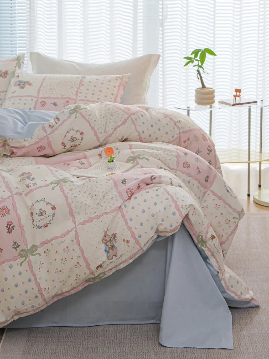 Poppy Patchwork Style Bedding Set