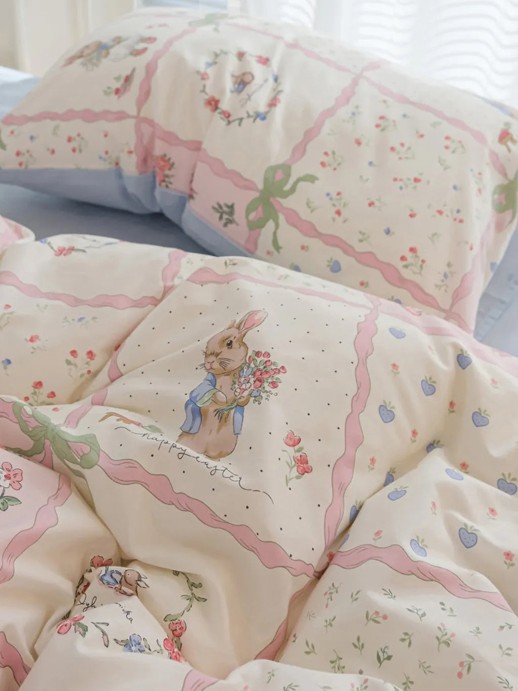 Poppy Patchwork Style Bedding Set