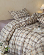 Breezora retro plaid bedding set featuring a cozy, colorful design with a mix of classic plaid patterns.