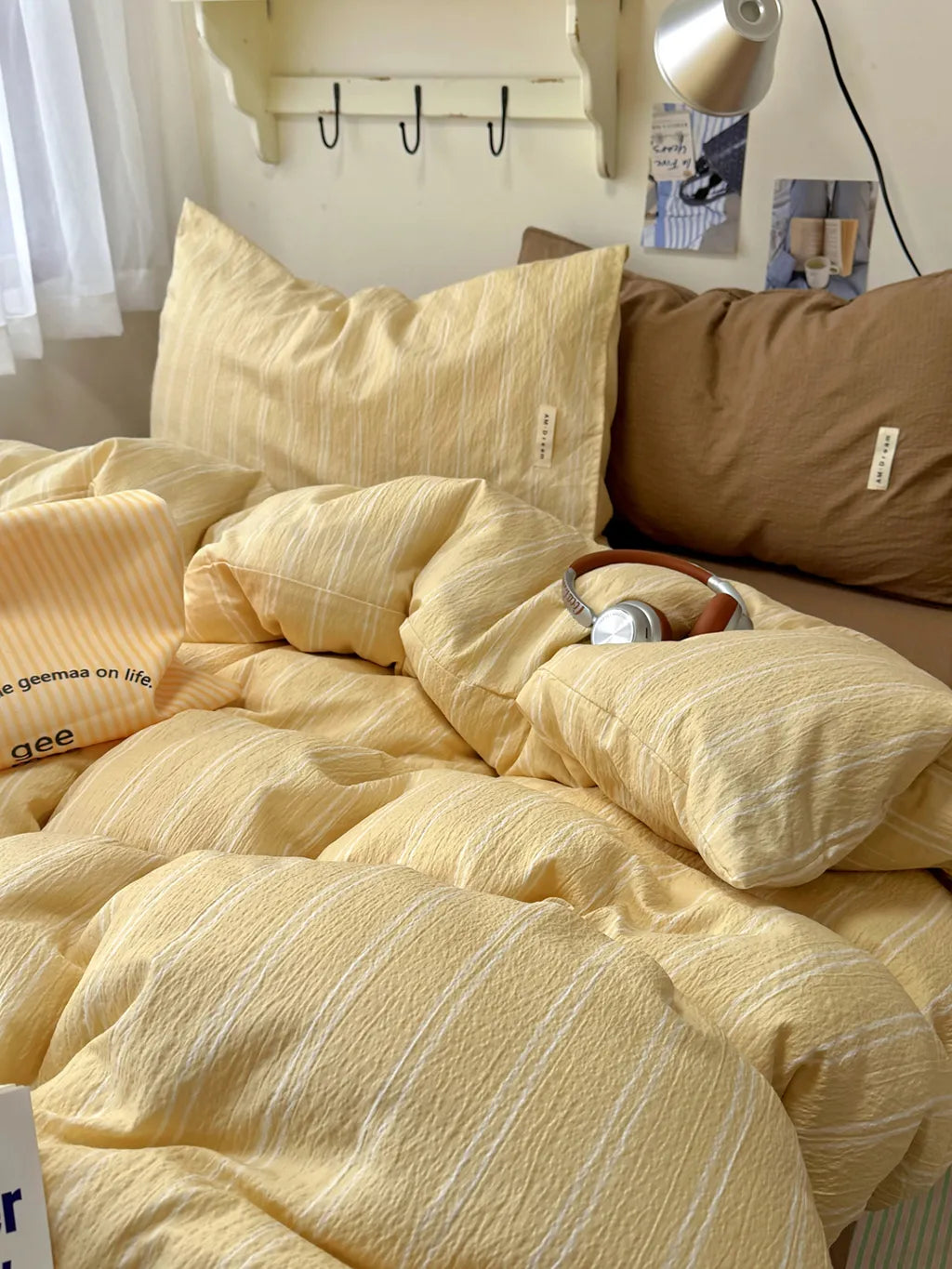 Retro Striped Bedding Set