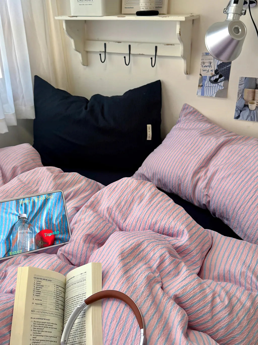 Retro Striped Bedding Set