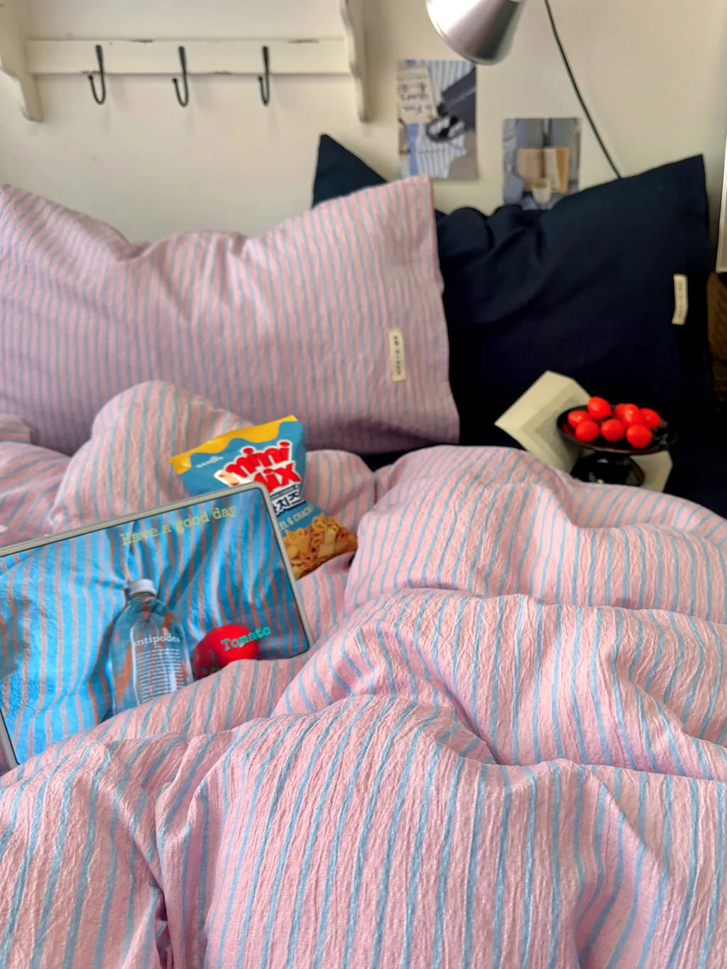 Retro Striped Bedding Set