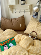 Retro Striped Bedding Set