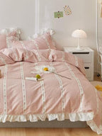 Rustic Gingham Bedding Set with Ruffle