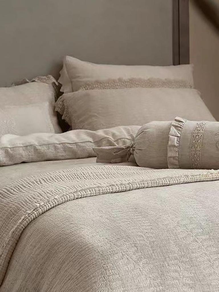 Rustic Linen Cotton Duvet Cover with Lace