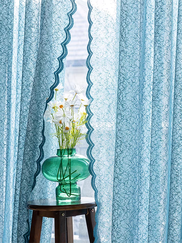 Scallpoed Lace Sheer Curtain