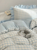 Seersucker Windowpane Check Bedding Set with Ruffle