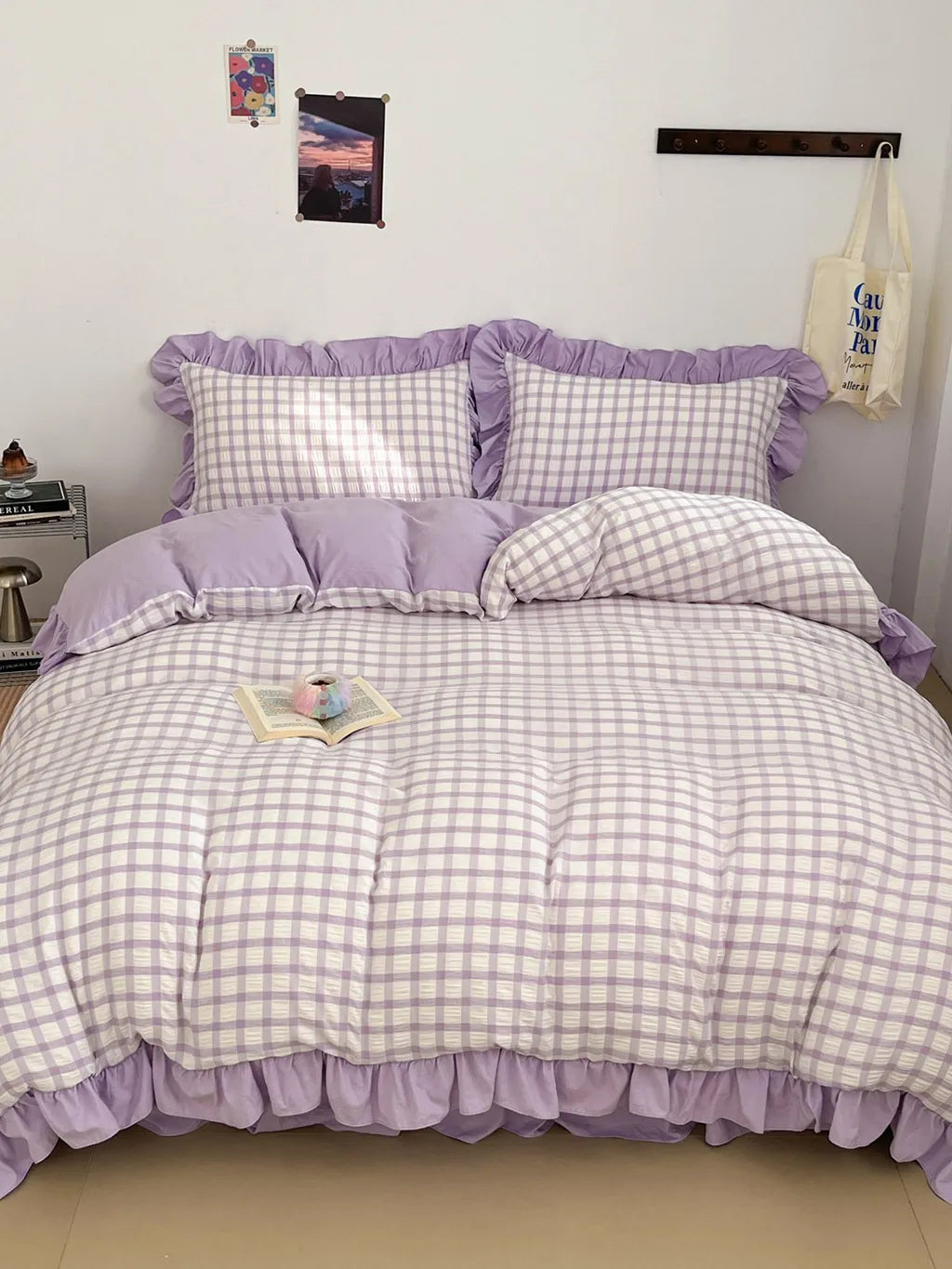Seersucker Windowpane Check Bedding Set with Ruffle