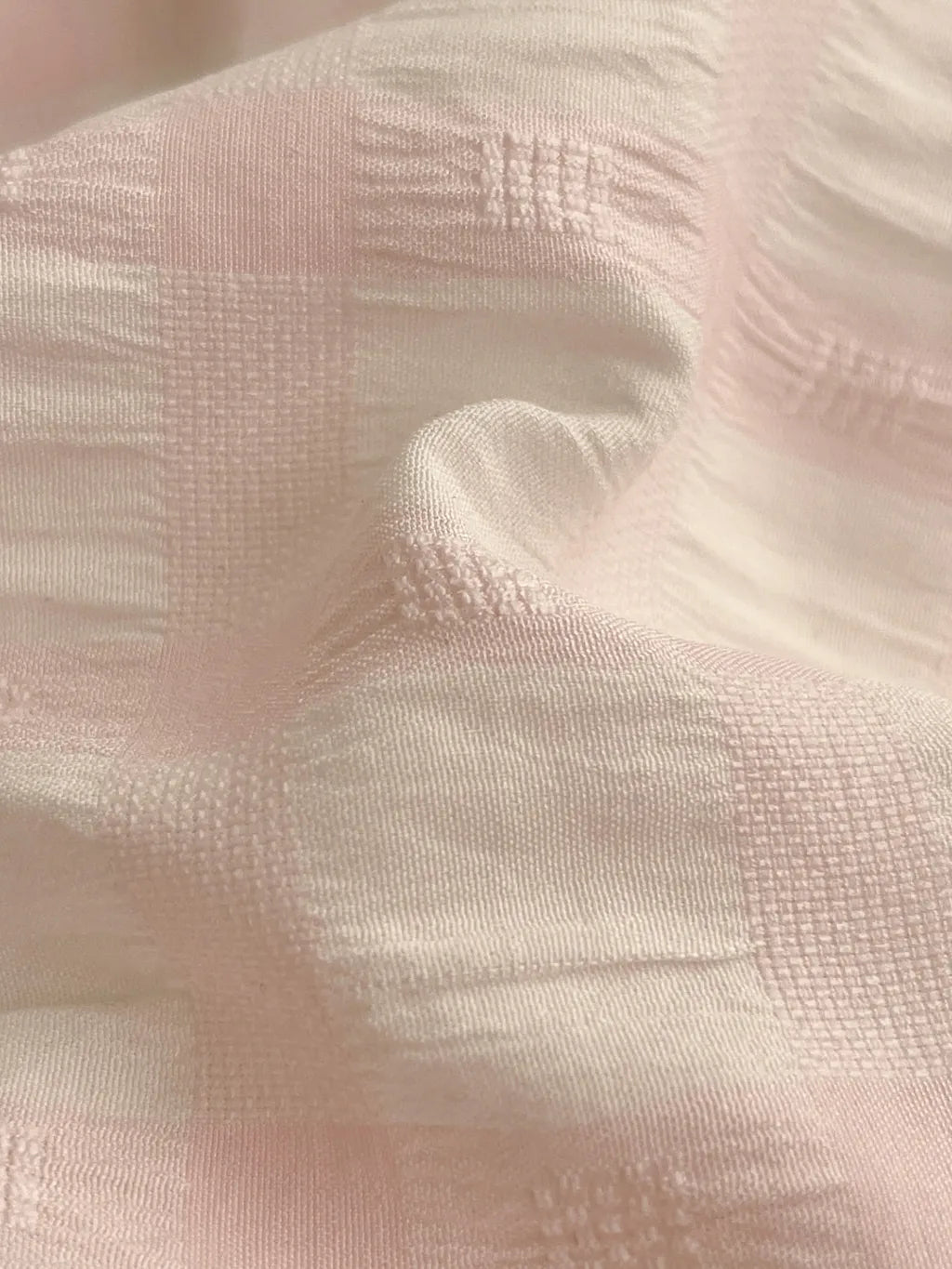 Seersucker Windowpane Check Bedding Set with Ruffle
