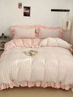 Seersucker Windowpane Check Bedding Set with Ruffle