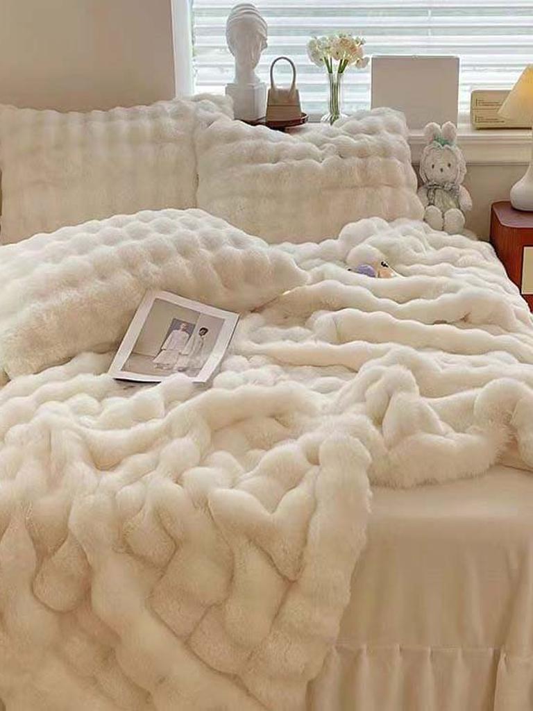 Soft Faux Rabbit Fur Cream Bedding Set